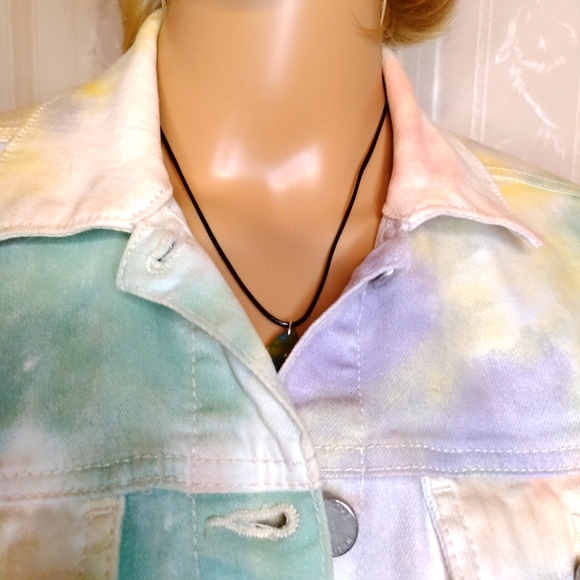 🌸Adorable new multicolored Jordache cropped jean jacket 🌸 - Picture 5 of 7